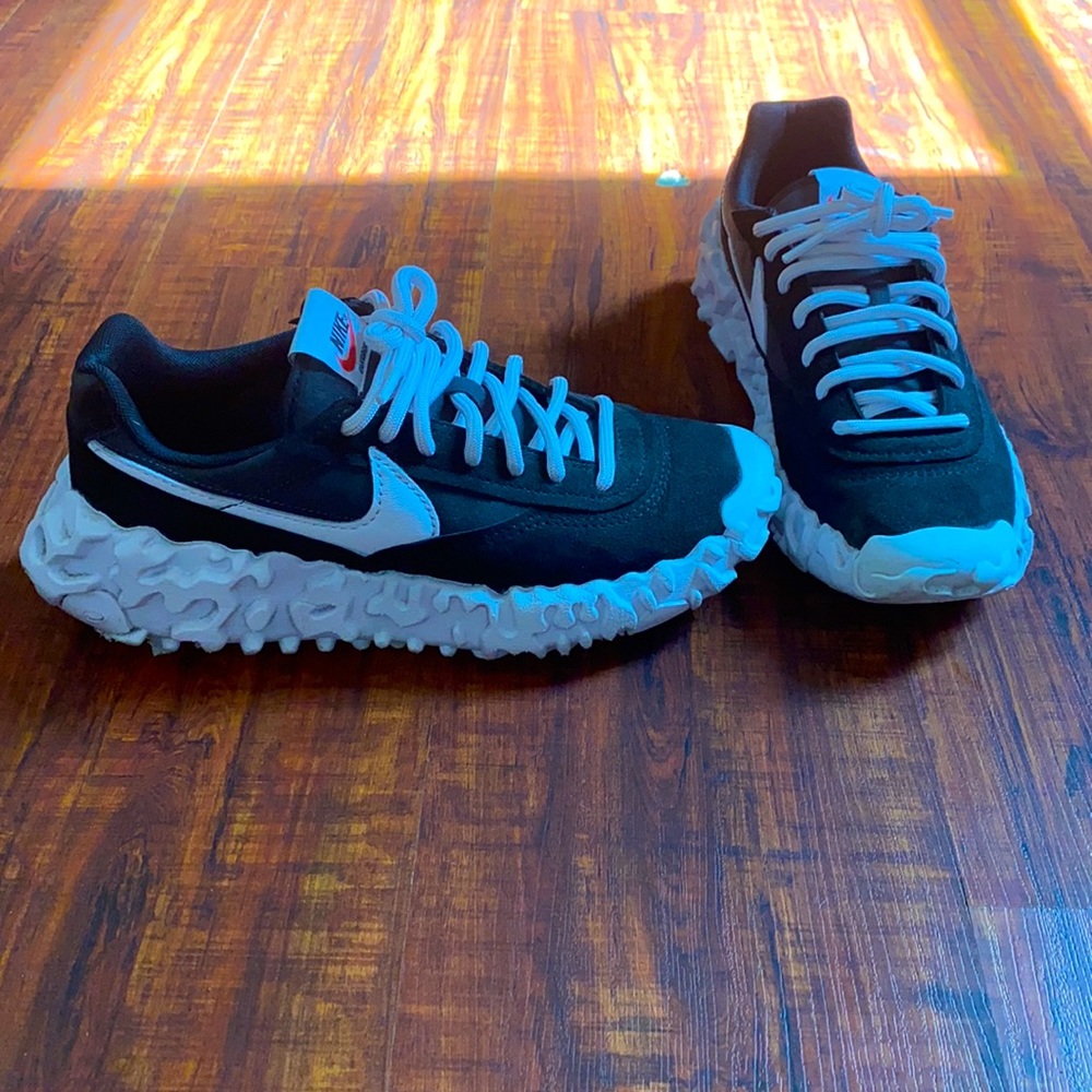 Nike over break shoes